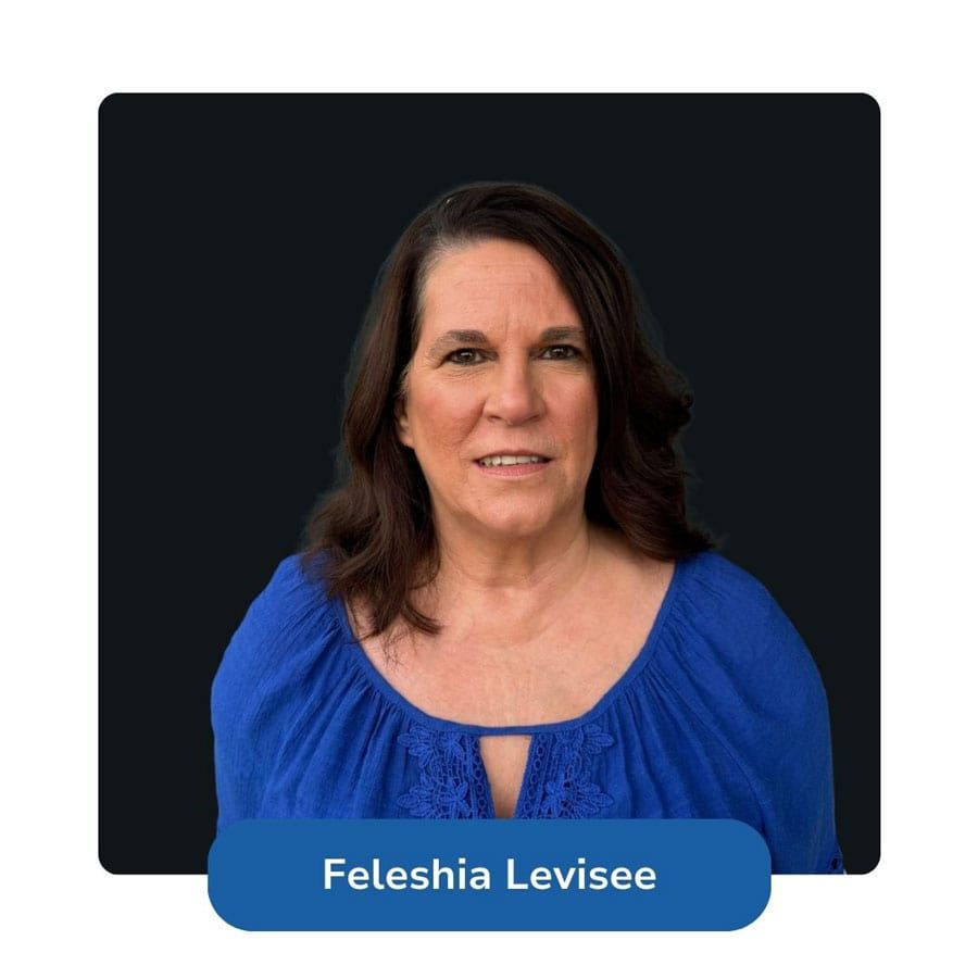 Feleshia, Customer Service